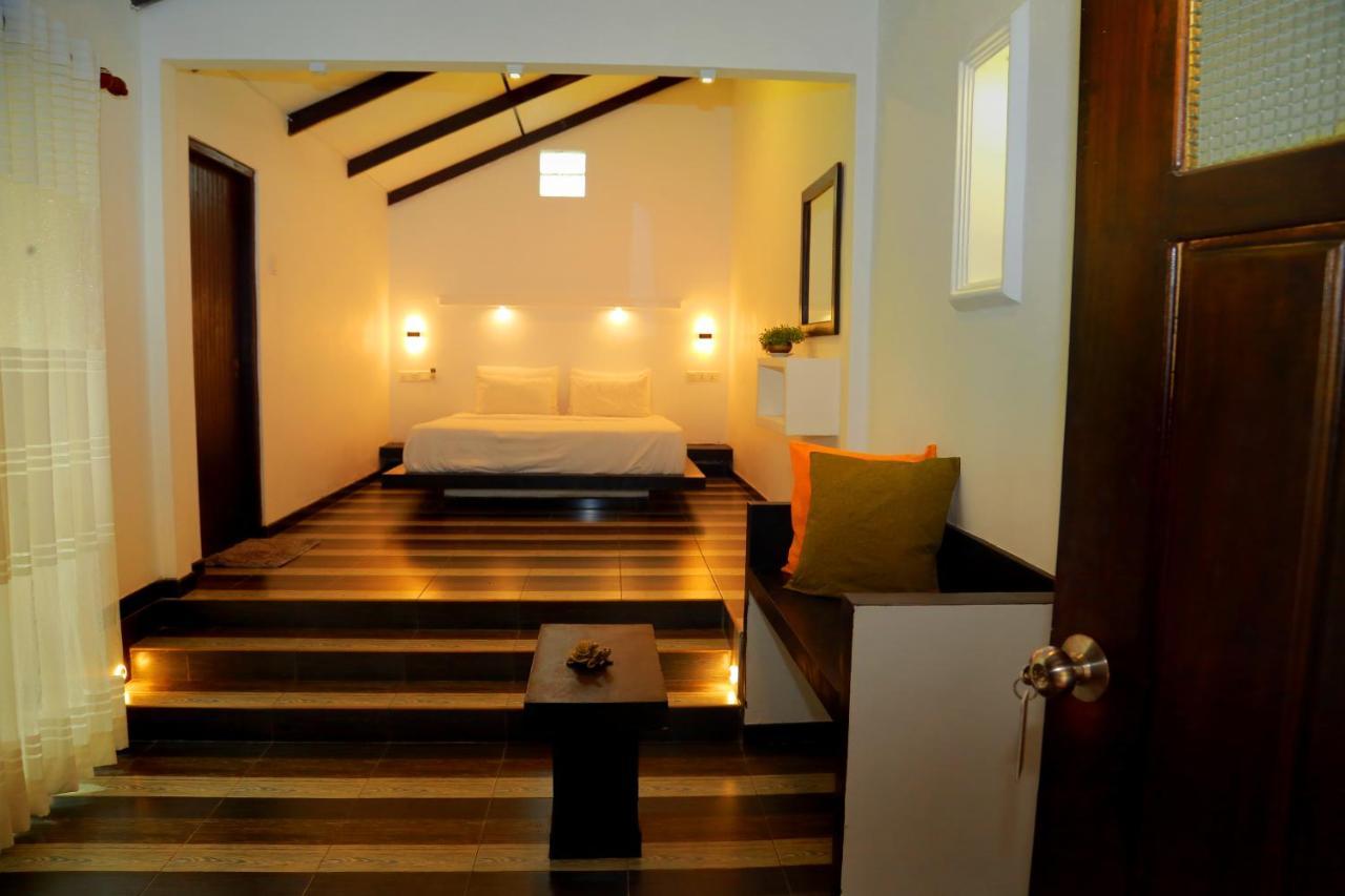 Midigama Holiday Inn Eksteriør billede